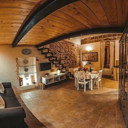 Hillary'S Loft Apartment Alghero Luaran gambar