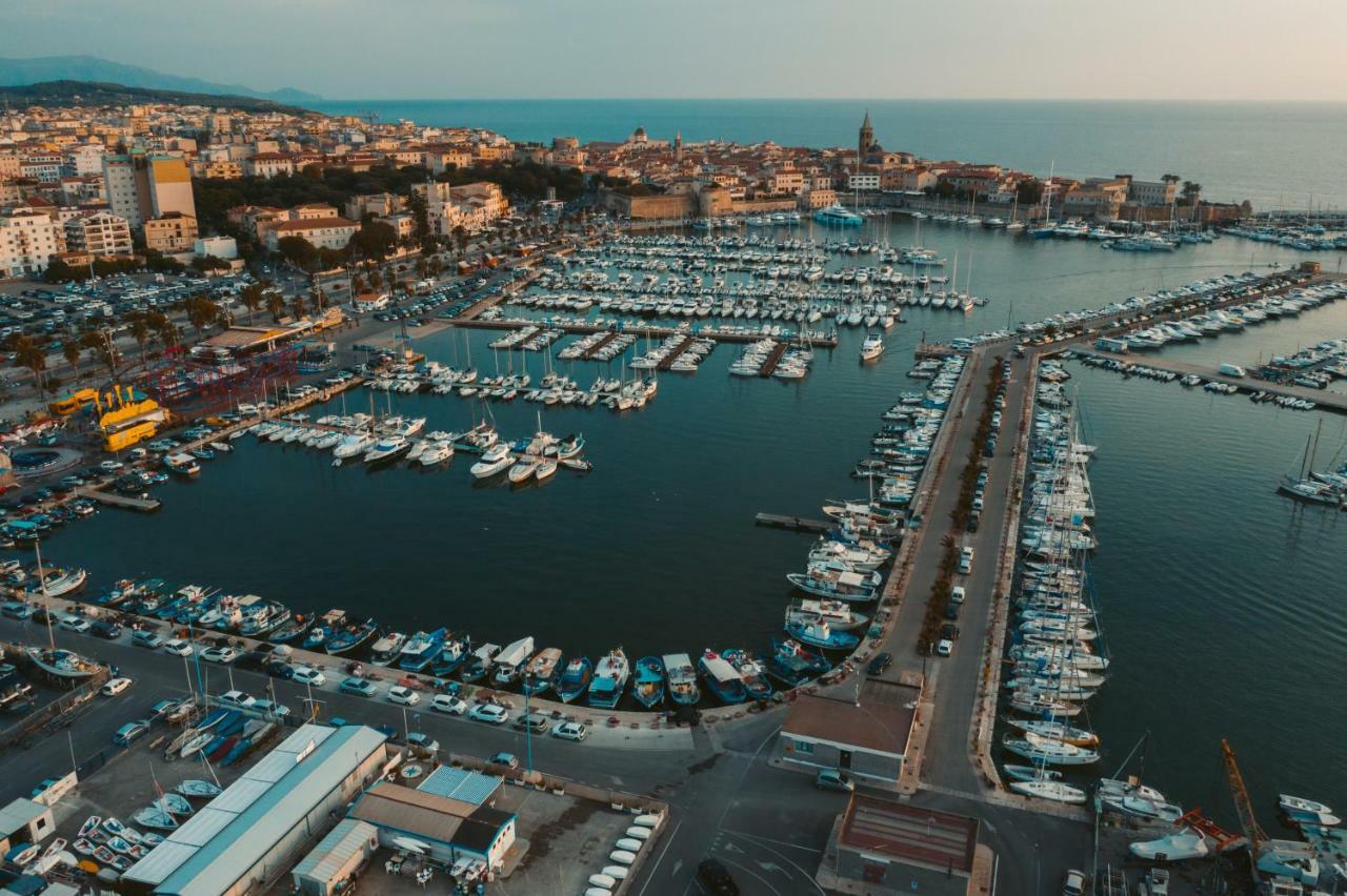 Hillary'S Loft Apartment Alghero Luaran gambar